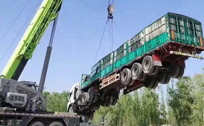 成武道路脱困救援案例